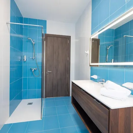 Lorella - Private Pool, Jacuzzi By Homely