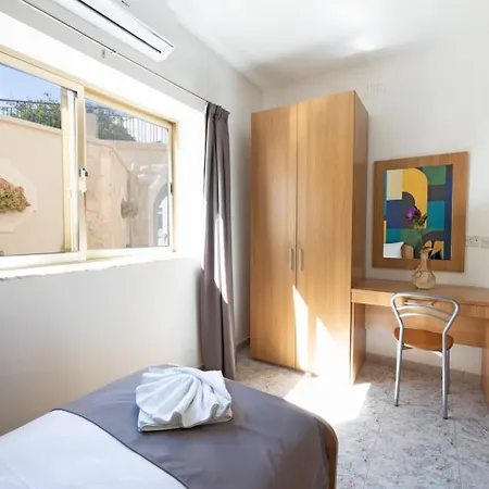 Lorella - Private Pool, Jacuzzi By Homely Holiday home