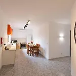 Lorella - Private Pool, Jacuzzi By Homely