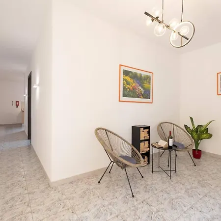 Lorella - Private Pool, Jacuzzi By Homely Mellieħa